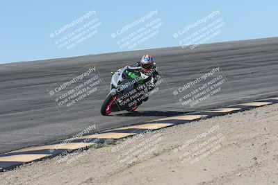 media/Oct-13-2025-Moto Forza (Mon) [[a66d839500]]/4-C Group/Session 2 (Bowl)/